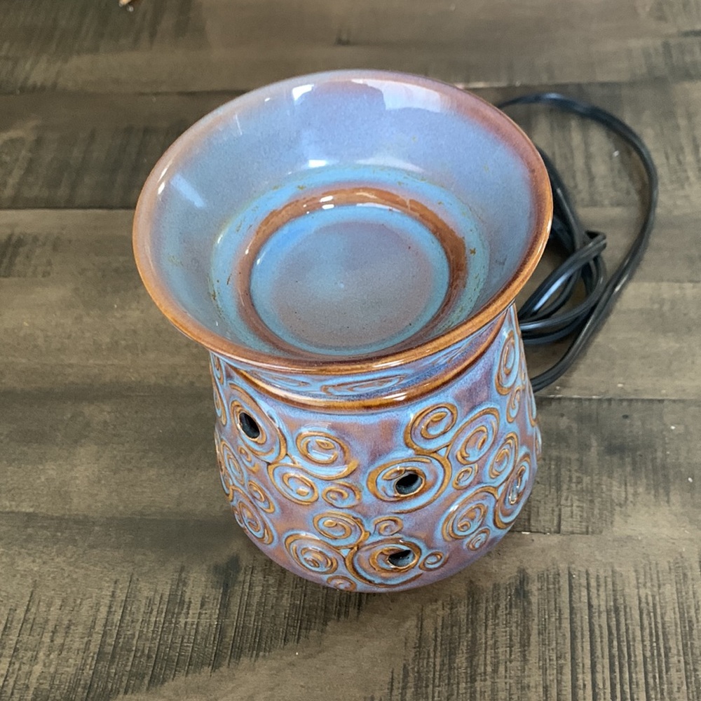 Lg Scentsy Pot - Picture 6 of 6